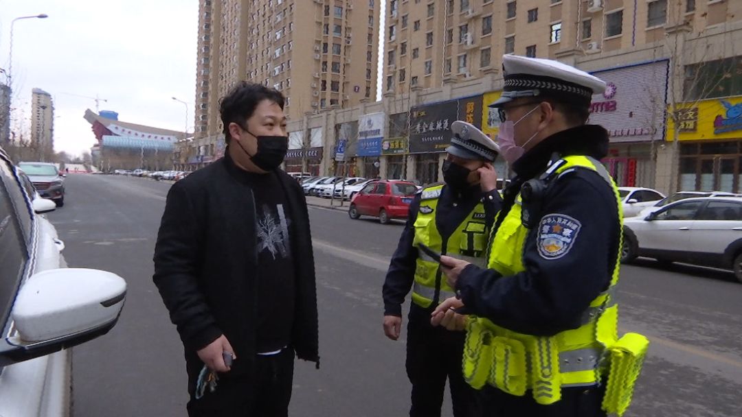 曲沃交警張巍：抗擊疫情 不勝不歸